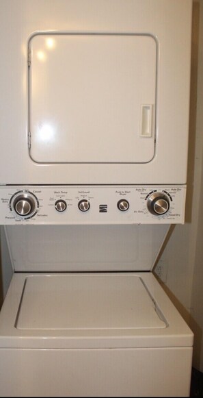 Washer & dryer included 