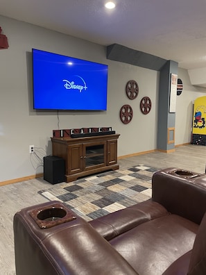 Media/game room