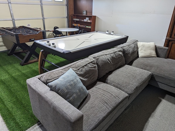 Spielezimmer