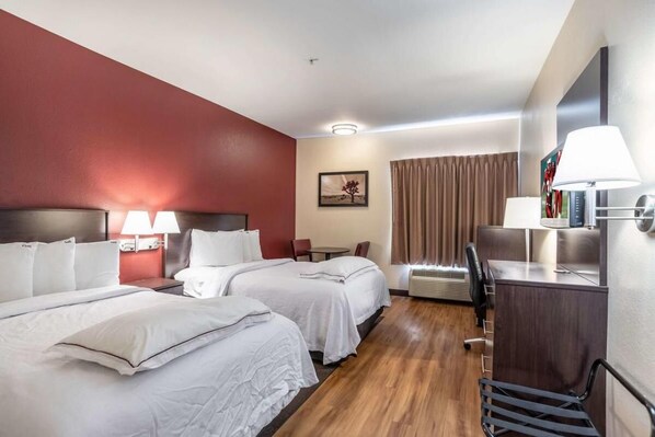 2 Double size beds; perfect for your vacation!