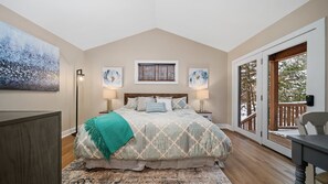 【King Master Bedroom】5 Total Bedrooms newly renovated with high end finishes