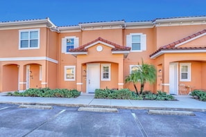 Front of townhome