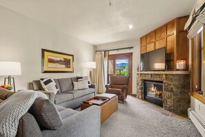 Living room with gas fireplace