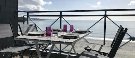 Terrasse vue mer à 180°