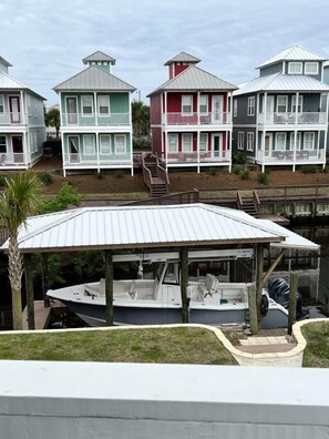 Up To 27ft Boat Dock