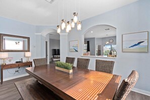 Dining for up to 9 in the dining room