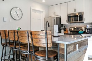 Breakfast bar