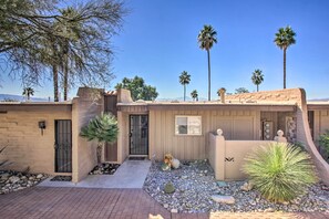 Property Exterior | Single-Story Studio