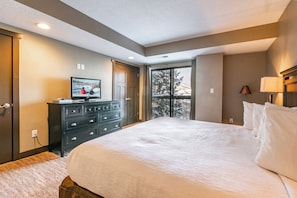 Bedroom 2 with 1 King Bed