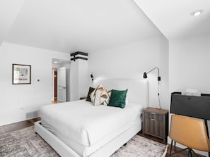 Primary Bedroom with 1 King Bed