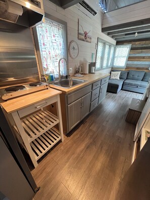 Welcome to Th 4 Kitchen!