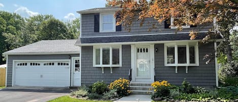 Rochester Vacation Rental | 3BR | 2BA | 4 Stairs for Entry | 1,615 Sq Ft