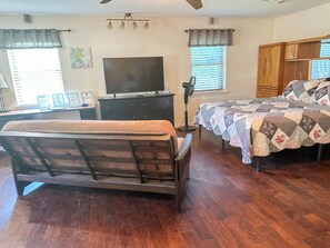Executive Studio with Futon, Office Desk, and Pool!