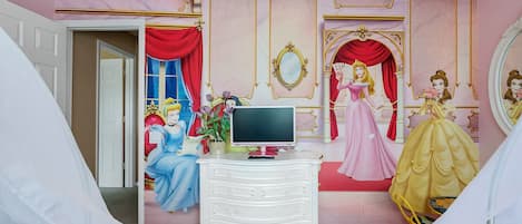 Amazing Disney Princess Room Professionally designed for your princesses!