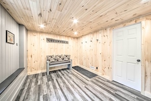 Mud Room | Home Entryway