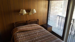 BEDROOM201