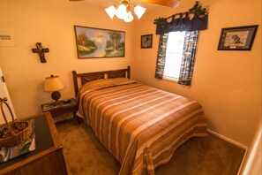 BEDROOM 2