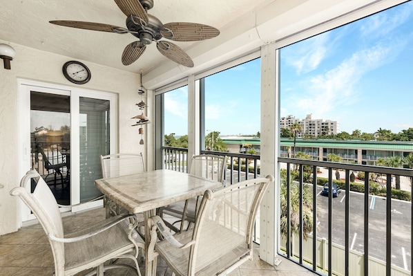 Picturesque Views - Take in picture-perfect views while out on the balcony! Enchanting ocean waves paired with beautiful, white sands are an unforgettable sight.