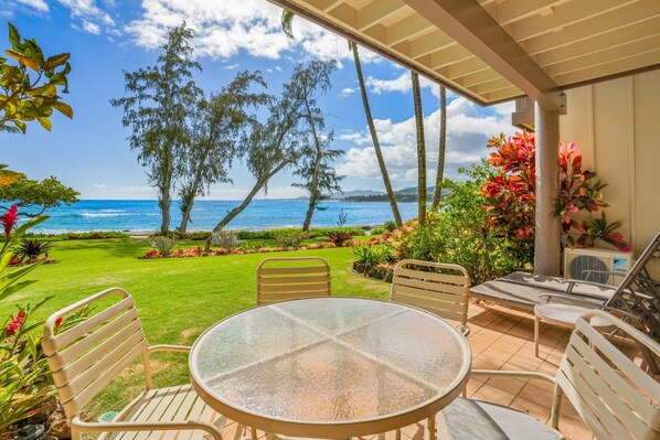 Outdoor Ocean View Dining