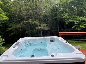 5 person hot tub just added on 6/22.