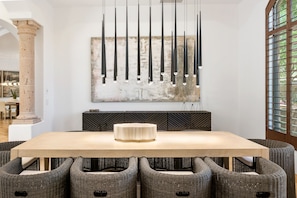 Formal dining space with seating for 10