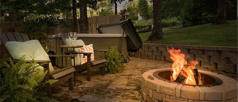 Plan a romantic evening by the fire or soak in the hot tub!!