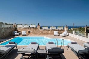 Zen Chic Apartment, Near the beach-Swimming Pool