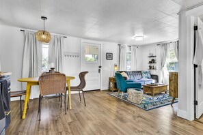 Dining nook