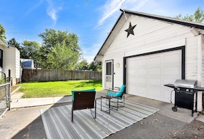 Outdoor patio and fenced yard (garage locked - no guest access)