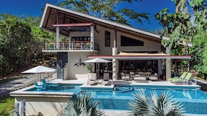 Casa Mesakeca south elevation