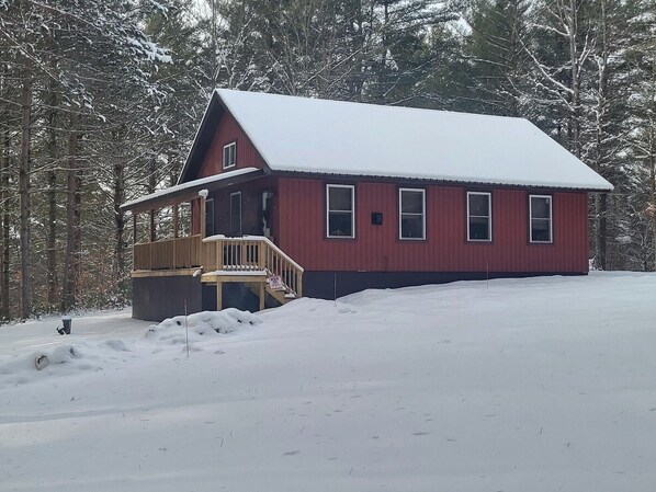 Newly Built Cabin (2022)