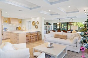 Ample seating space throughout the unit