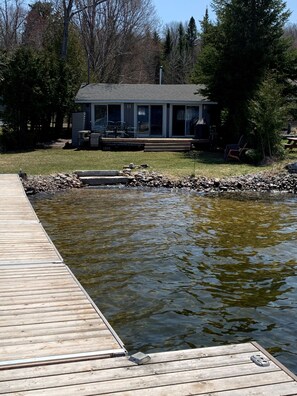 Cottage Views from the water. 3 bedroom 1 bath with sleeping for 8. 