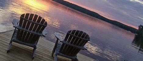 Dockside sunsets on horseshoe lake