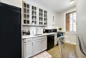Fully equipped kitchen - cook your own meals!