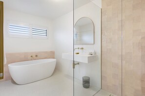 Ensuit Bathroom