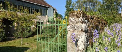 Jardines del alojamiento