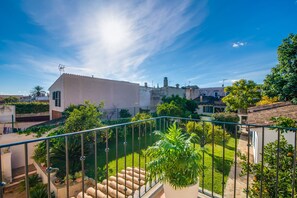 Apartment in the old town of Binissalem, Mallorca