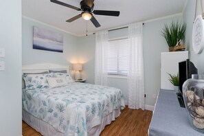 Bedroom #3 with Queen bed and private en-suite half bath.