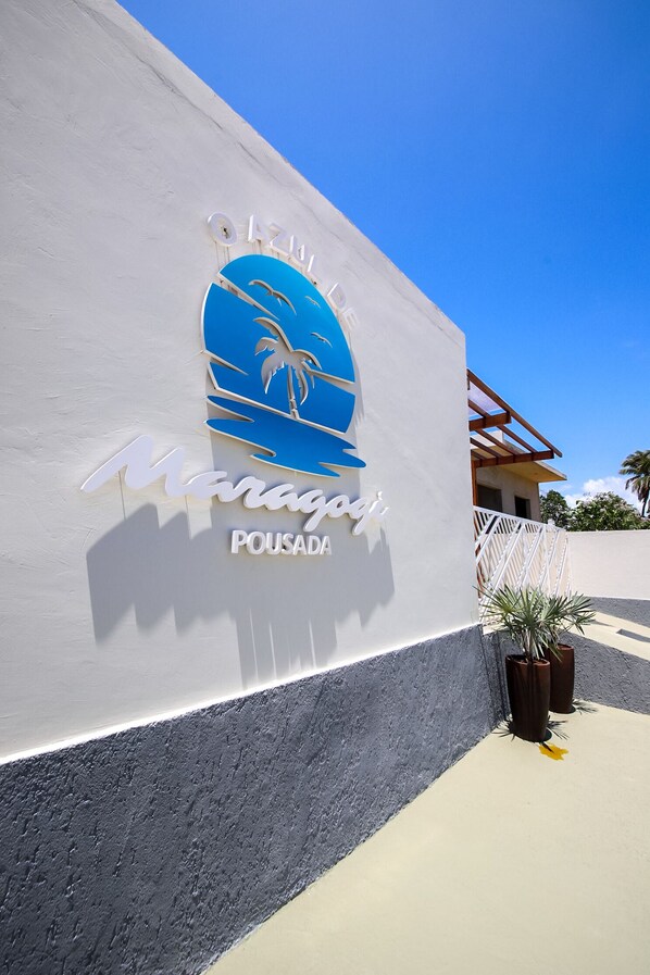 Entrada de la propiedad