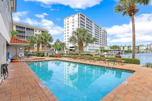 Large pool and hot tub onsite