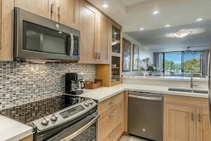 Kitchen (1)