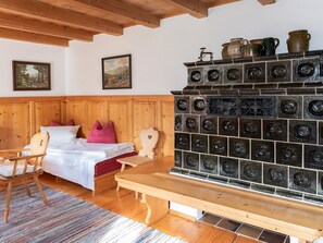 Ferienhaus 1 - 6 Personen, 130 qm, 2 sep. Schlafzimmer, 2 Bäder, WLAN-Kachelofen mit Schlafsofa