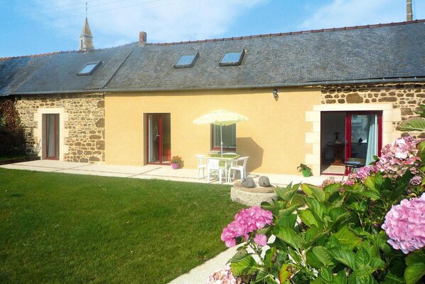 Holiday Home Exterior [summer]