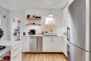 Fully equipped modern kitchen