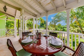Catching the breeze with table for up to 6 people on the veranda
