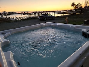 Bain à remous extérieur