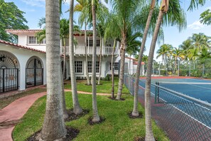 Sport court