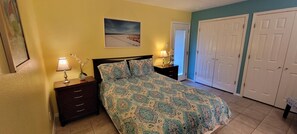 Furniture, Bedroom, Room, Indoors, Bed