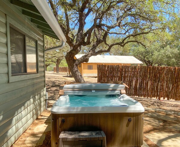 Hot tub/yard